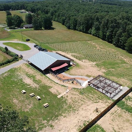 Farm House At The Winery Villa Crossville Exterior photo